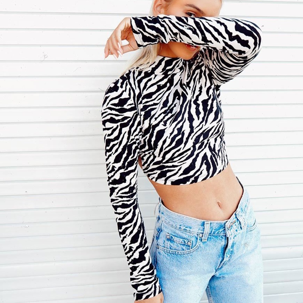 NWOT motel rocks quelia crop top 90’s zebra